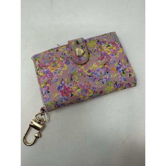 Betsey Johnson Wallet Pink Floral Card Holder ID Window Heart Magnetic - Picture 1 of 6